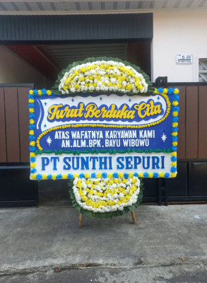 Papan Bunga Duka di Kakaskasen Dua